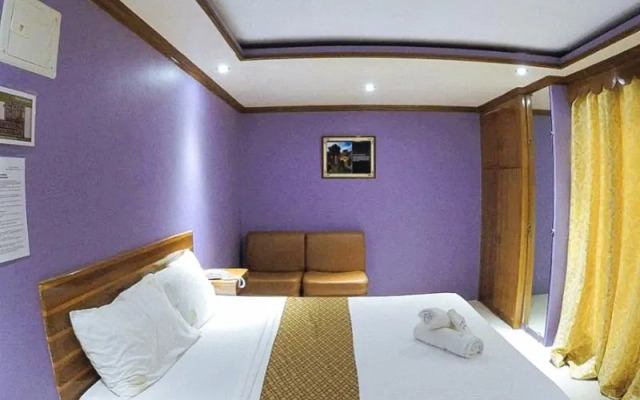 RedDoorz Plus @ Taj Hotel Tuguegarao