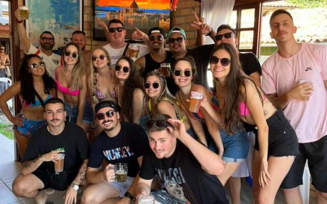 Pantai Karah Pousada