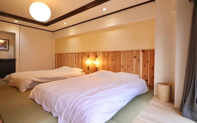 sunmallcrest403
