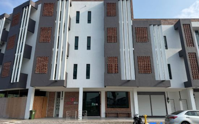 Brick Box Family Hotel Ipoh