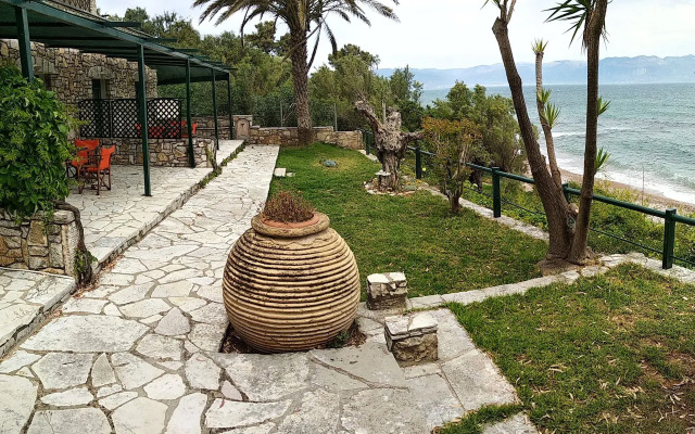 Grekis hotel & Apartments