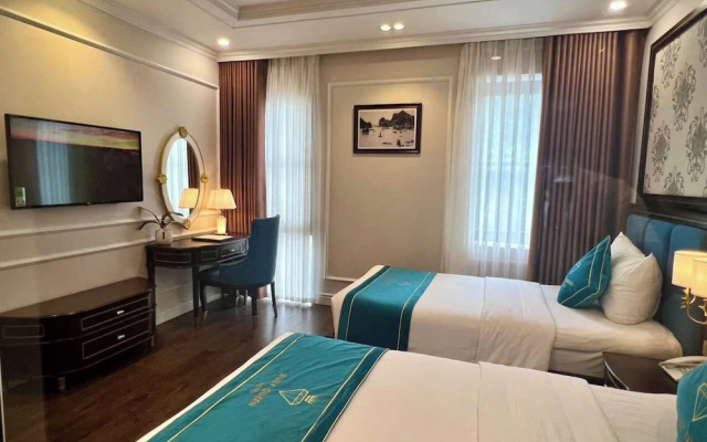 Ruby Queen Hotel – Guest Rooms – Ha Long