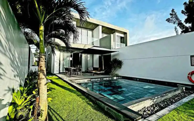 Sanctuary Ho Tram Resort