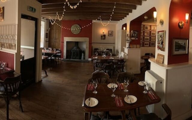 Forresters Bar & Restaurant with Rooms