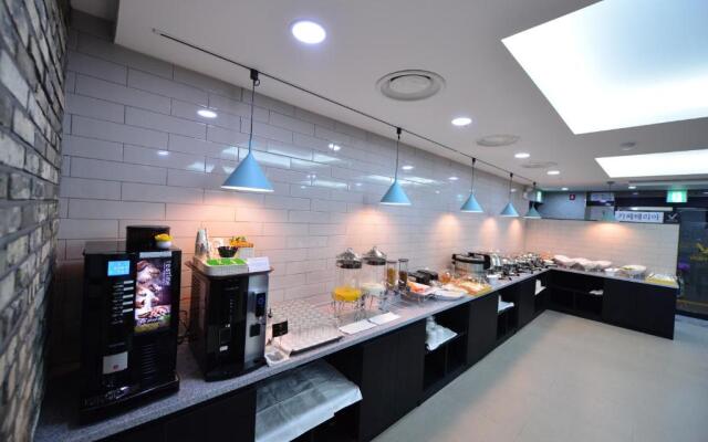 Hound Hotel Sangmu