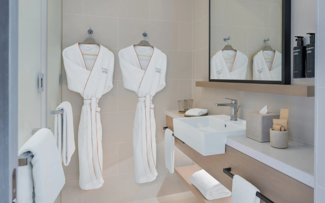 Vida Dubai Marina & Yacht Club