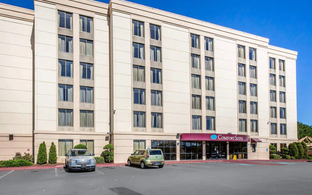 Holiday Inn Express & Suites Atlanta - Tucker Northlake by IHG