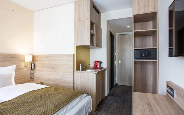 STAY! Hotel Boardinghouse