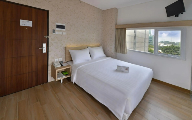 Whiz Hotel Falatehan Jakarta