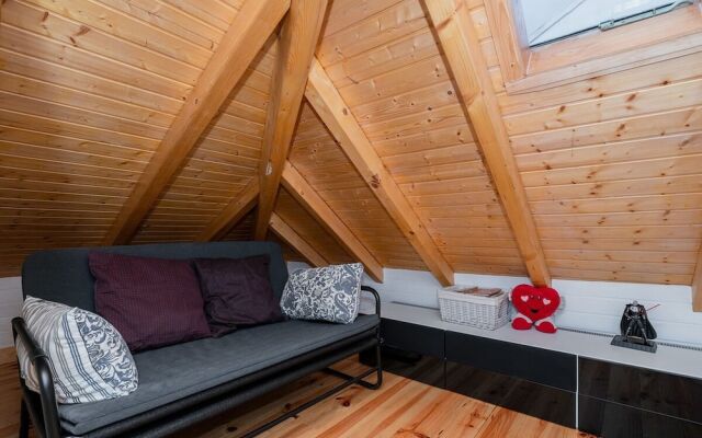 Attic Apartment With Balcony in Bairro Alto