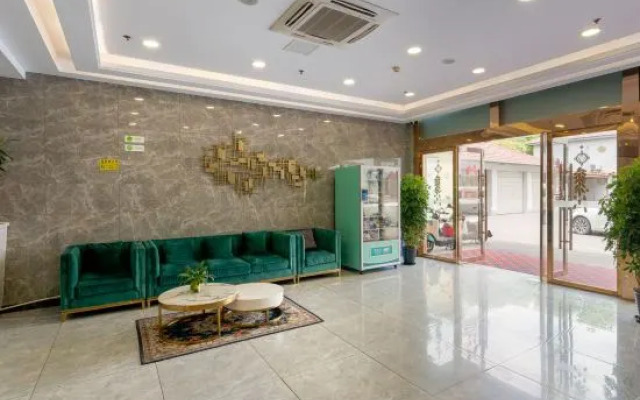 GreenTree Inn Express Hotel (Shanghai Songjiang Sports Center Subway Station)