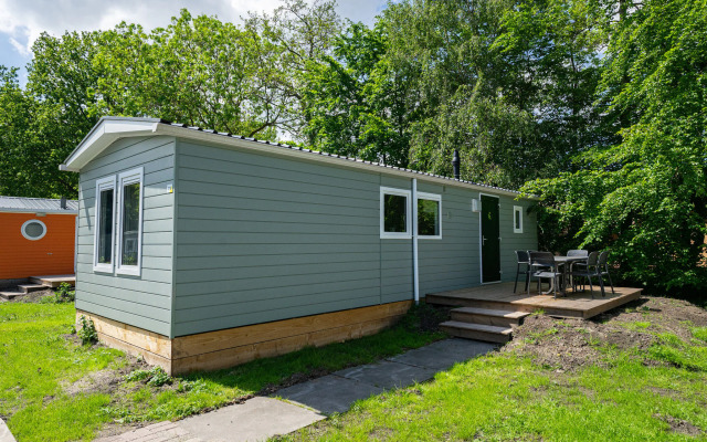 Well-maintained chalet with WiFi, not far from Amsterdam