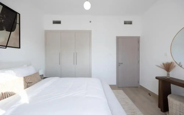 802-Bloomfields Curated 1BR  WatersEdge8
