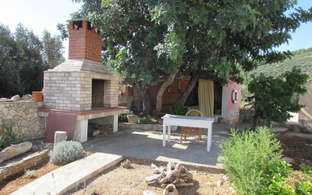 Charming Unique Apartment For 4