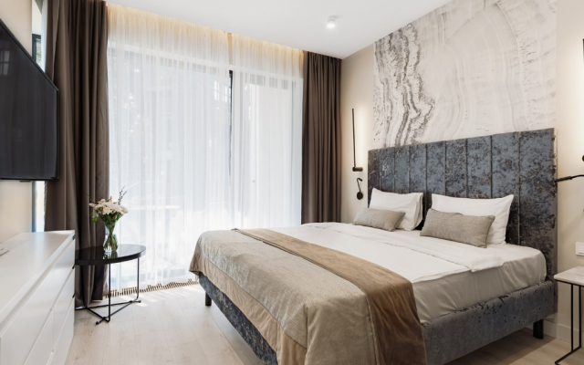 Лучезарный берег