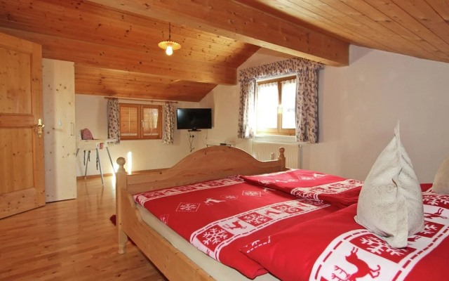Spacious Apartment in Sankt Gallenkirch near Ski Lift