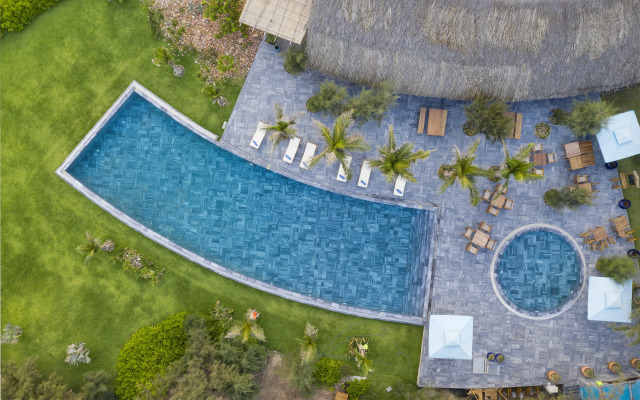 Stelia Beach Resort