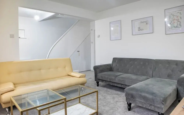 Southend Retreat King Suite
