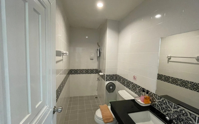 Dwell Phuket Airport