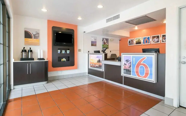 Motel 6 Carpinteria, CA - Santa Barbara - South
