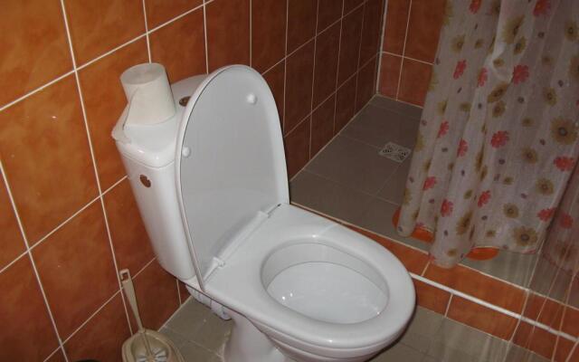 Guest House 15a