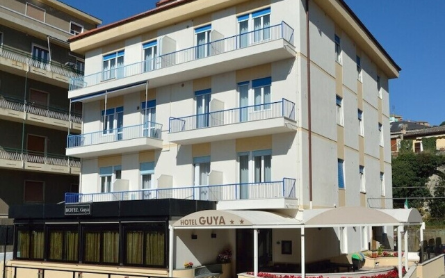 Hotel Guya
