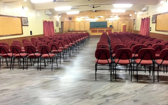 Hotel Samrat