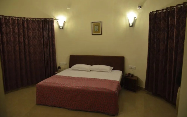 Silver Oak Country Yard Resort