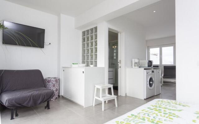 YourHouse Monges sea view Studio