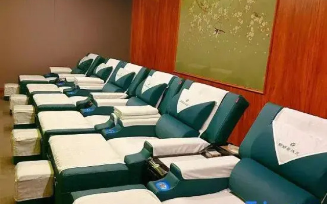 New Haojing Hotel (Guangzhou Xintang Metro Station)