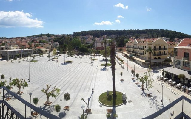 Aenos Hotel