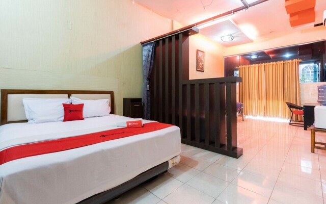 RedDoorz Syariah near Plaza Medan Fair 2