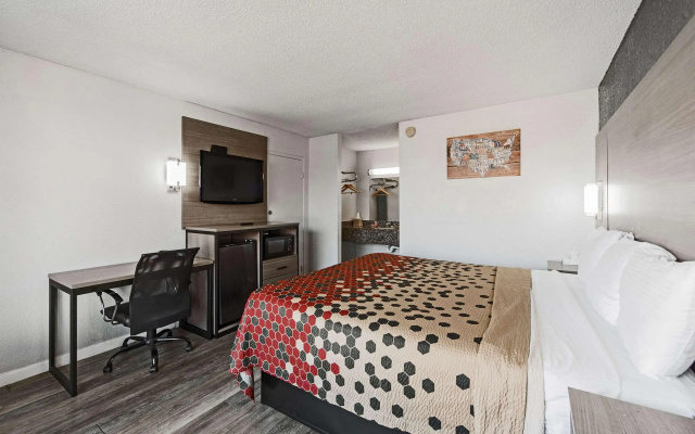 Econo Lodge And Suites Bricktown