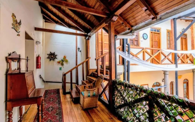 Hostal Restaurante La Suite