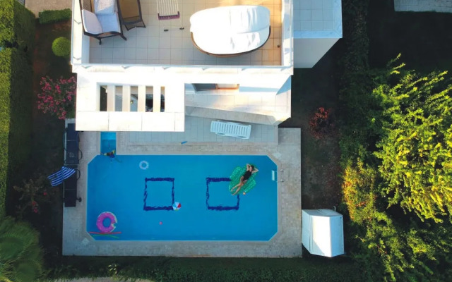 Paradise Town Villa Elite