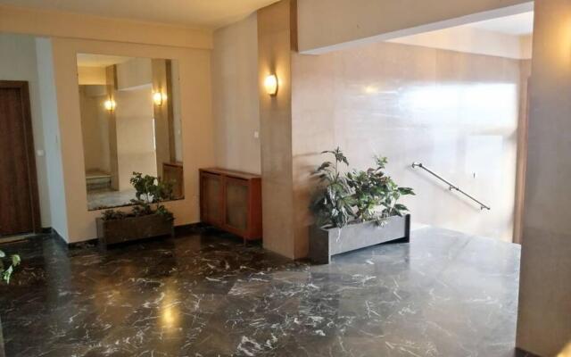 Elegant Apartment in Acropolis