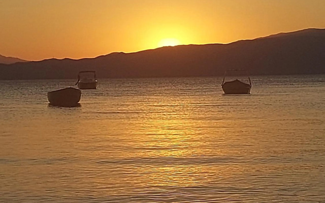 APARTMENT ANA v-Peshtani