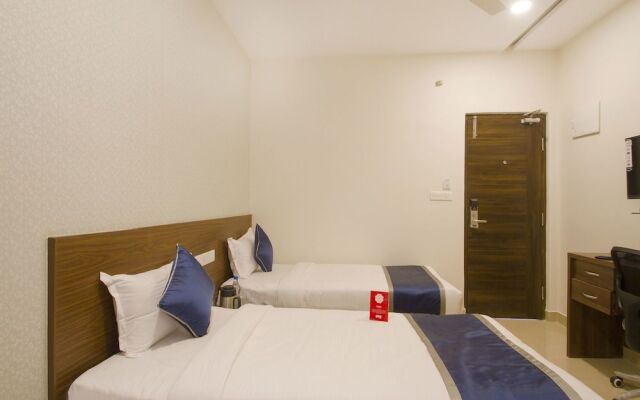 Collection O 10434 SSR Royal Suites