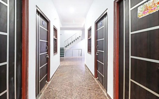 Friends Residency by OYO Rooms