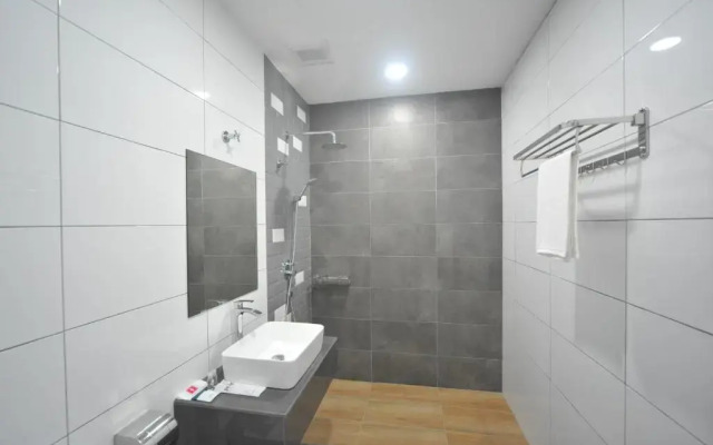Mye Hotel