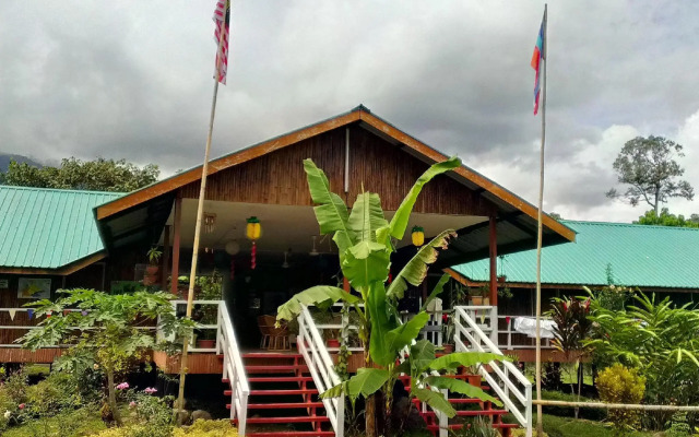 Kinabalu Poring Vacation Lodge