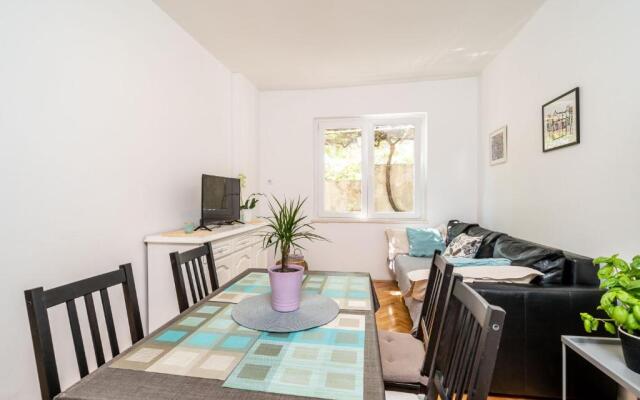 Apartment Rose 2
