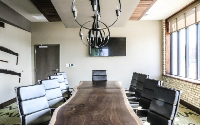 Hotel Indigo Traverse City by IHG