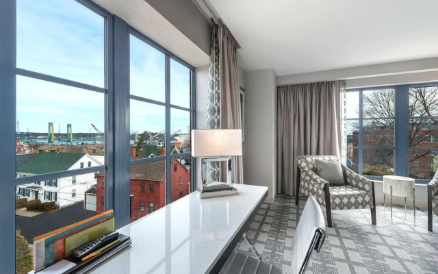 Hilton Garden Inn Portsmouth Downtown