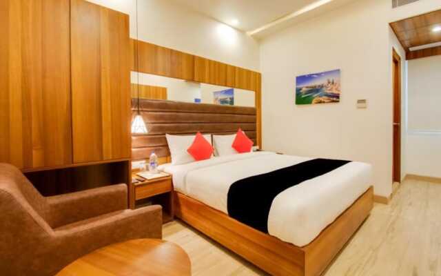 Capital O 62639 Inn The Centre