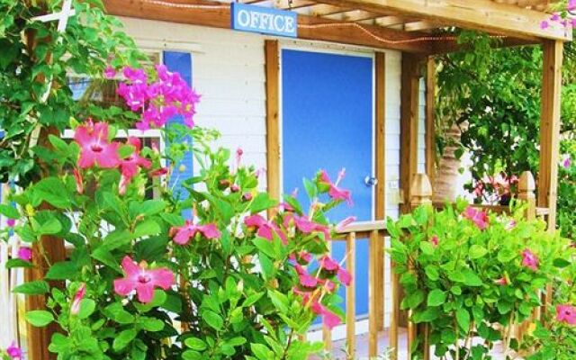 Seashell Beach Resort