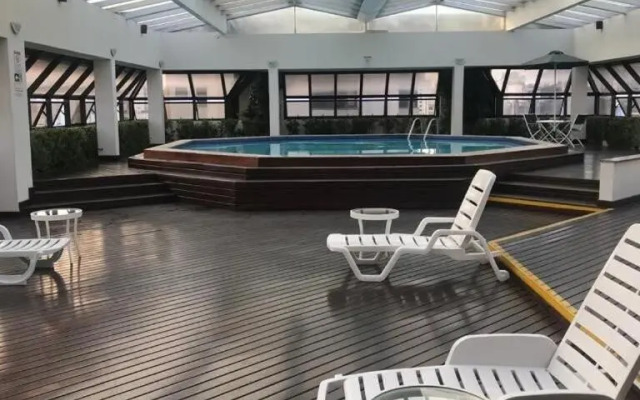 Flat Qi Ibirapuera com Sacada Uh-2307