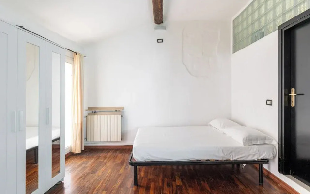 Studio Malcontenti con terrazzo