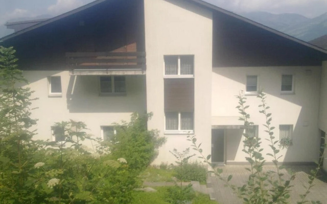 Elfe - Apartments Three-bedroom Apartment for 6 Guests With Patio