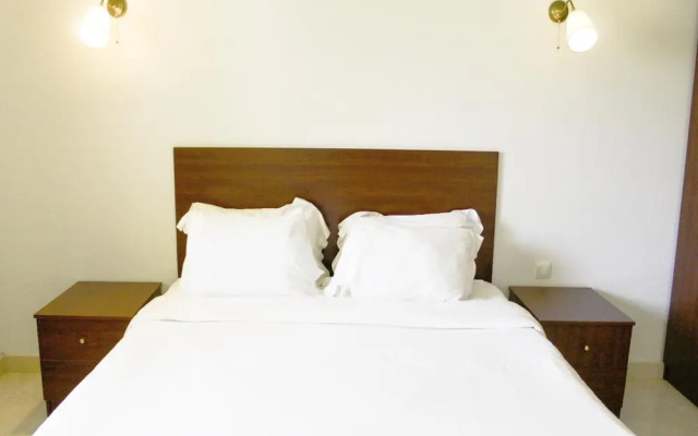 Marina Breeze 2-bedroom Retreat